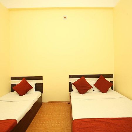 Spot On 503 Lisno Restaurant And Lodge Lumbini ภายนอก รูปภาพ